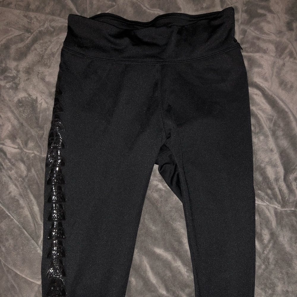 Forever 21 Black Darth Vader leggings